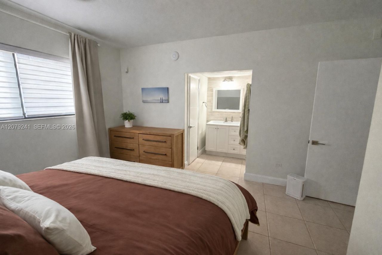 6782 SW 25th St , Unit HS, Miami, FL 33155 Photo