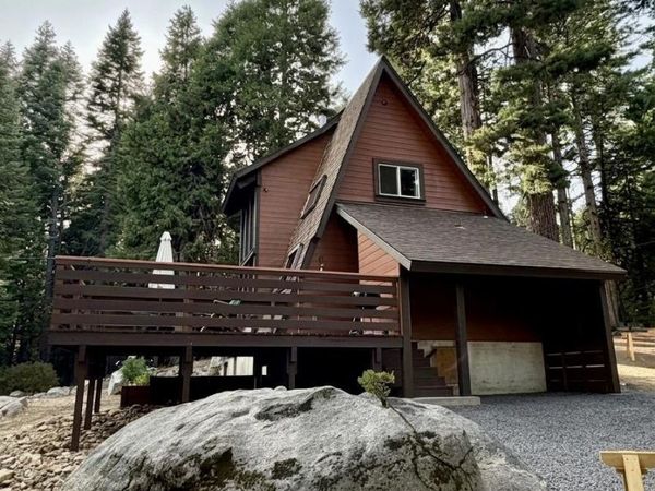 91 Segale Dr, Arnold, CA 95223