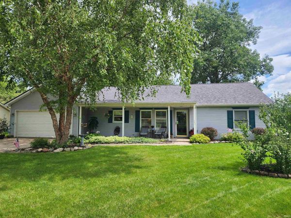 385 Westwind Court, Berne, IN 46711