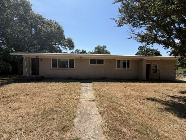 11093 SE 1142 Avenue , Talihina, OK 74571