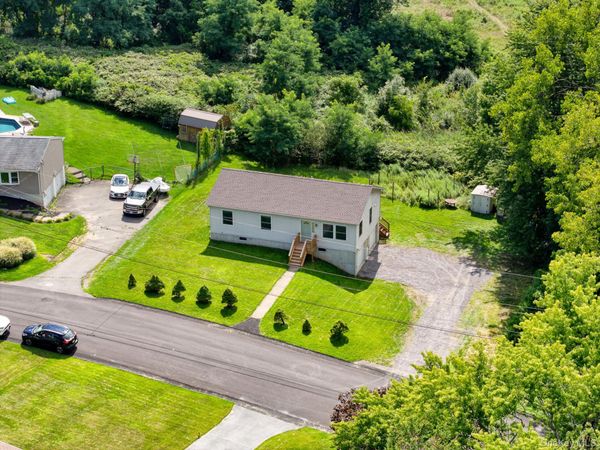 200 Doris Street, Port Ewen, NY 12466