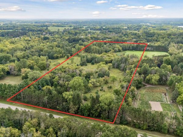 8439 140th Street, Hugo, MN 55038
