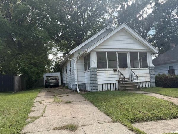 1006 W THRUSH Avenue, Peoria, IL 61604