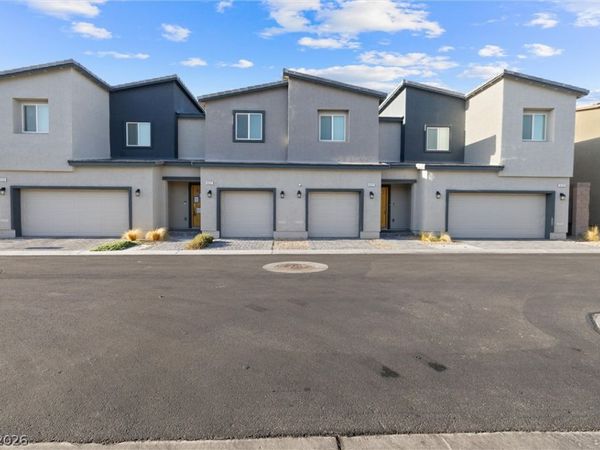 4117 Venus Falls Avenue , Unit 69, North Las Vegas, NV 89084