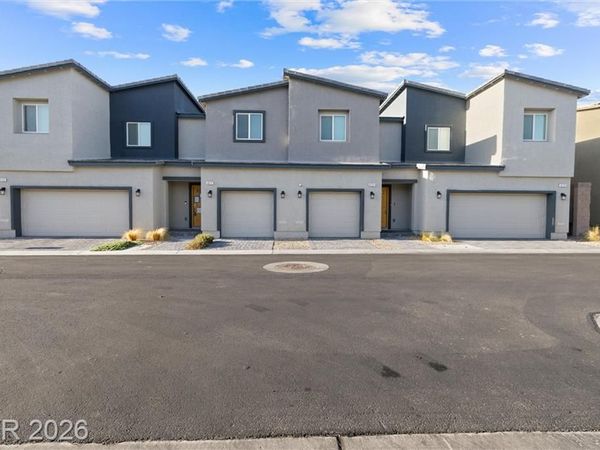 4117 Venus Falls Avenue, Unit 69, North Las Vegas, NV 89084