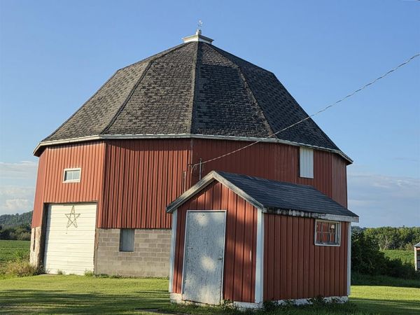 W4316 Highway 12 And 16, Mauston, WI 53948