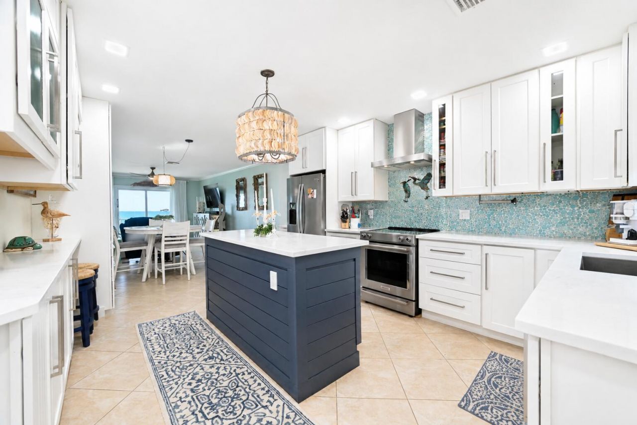1177 Bayshore Drive, Unit 207, Fort Pierce, FL 34949 Photo
