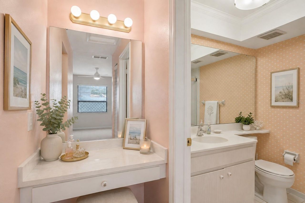 3189 Glen Elyn Boulevard, Unit 3, Sarasota, FL 34237 Photo