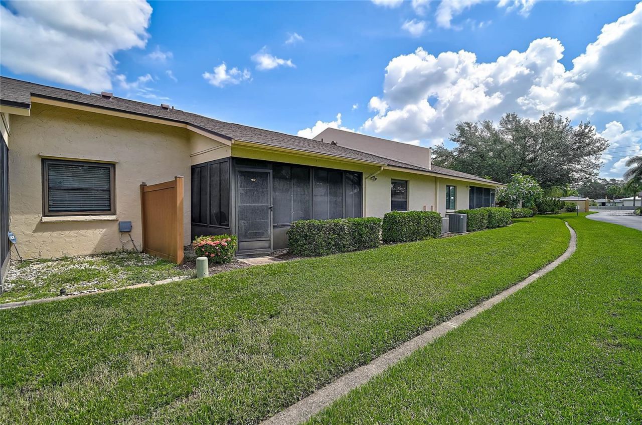 3189 Glen Elyn Boulevard, Unit 3, Sarasota, FL 34237 Photo
