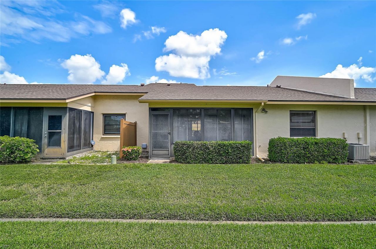 3189 Glen Elyn Boulevard, Unit 3, Sarasota, FL 34237 Photo