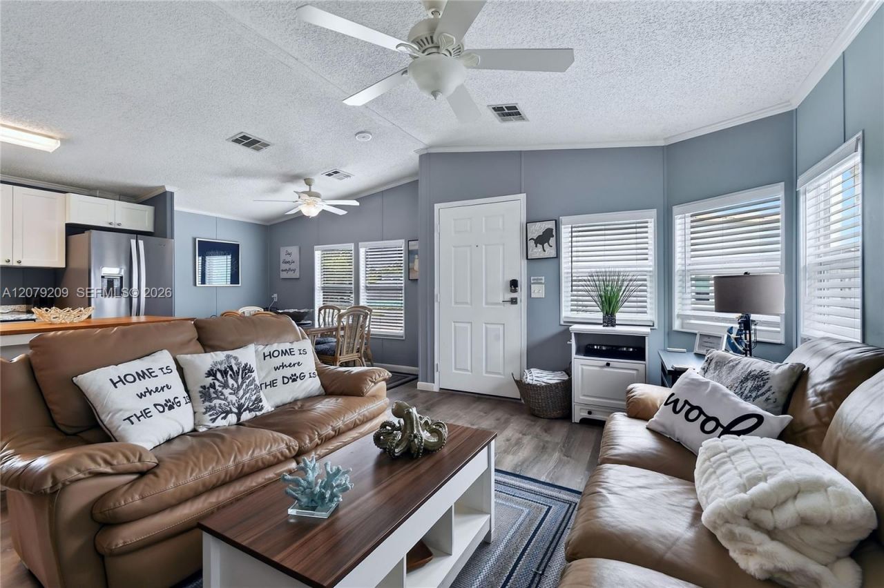 10701 S Ocean Dr, Lot 764, Jensen Beach, FL 34957 Photo