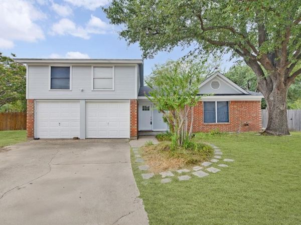 6401 Greenfield Court, Watauga, TX 76148