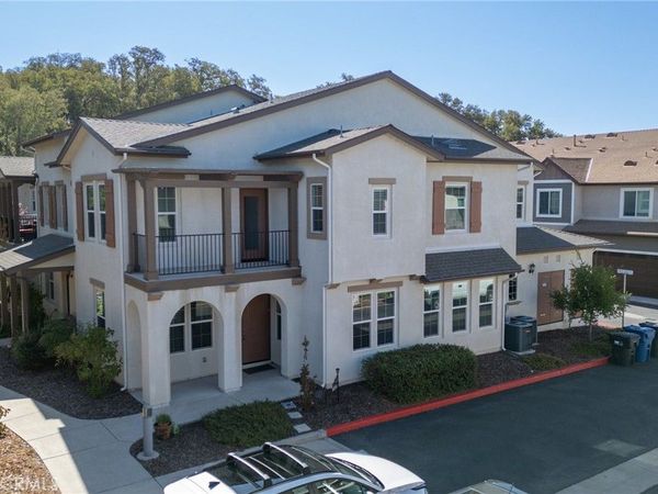 9381 Cielo Azul Court, Atascadero, CA 93422