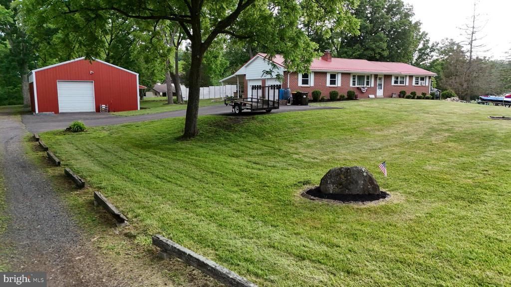 504 GREEN STREET , GREEN LANE, PA 18054