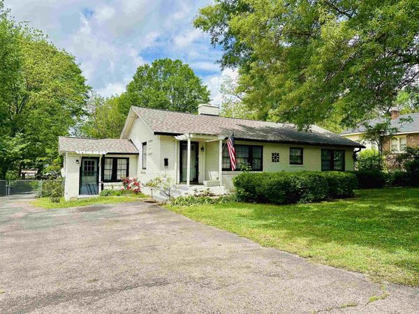224 MAPLE ST, Selmer, TN 38375