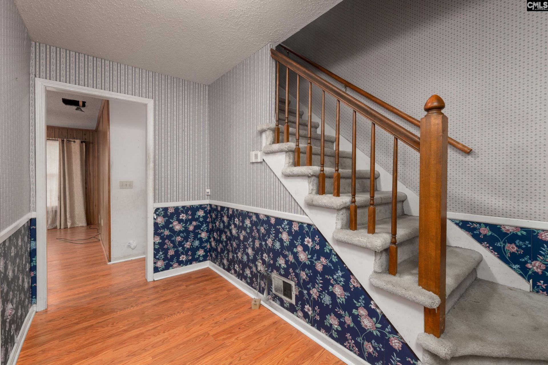 7710 Hunt Club Road  Photo 13