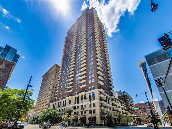 41 E 8th Street , Unit 904, Chicago, IL 60605
