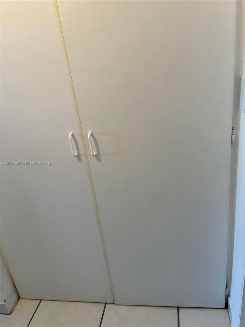 2980 E Point East Dr, Unit D608, Aventura, FL 33160 Photo