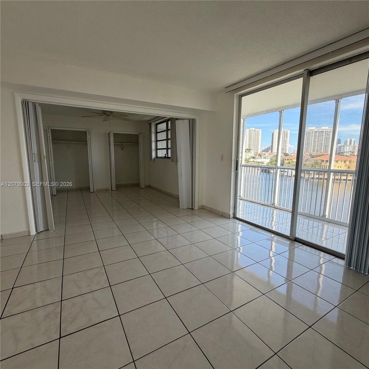 2980 E Point East Dr, Unit D608, Aventura, FL 33160 Photo