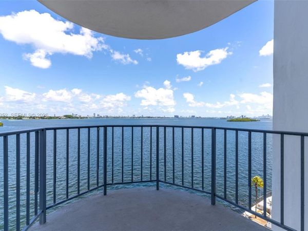 11930 N Bayshore Dr , Unit 704, North Miami, FL 33181