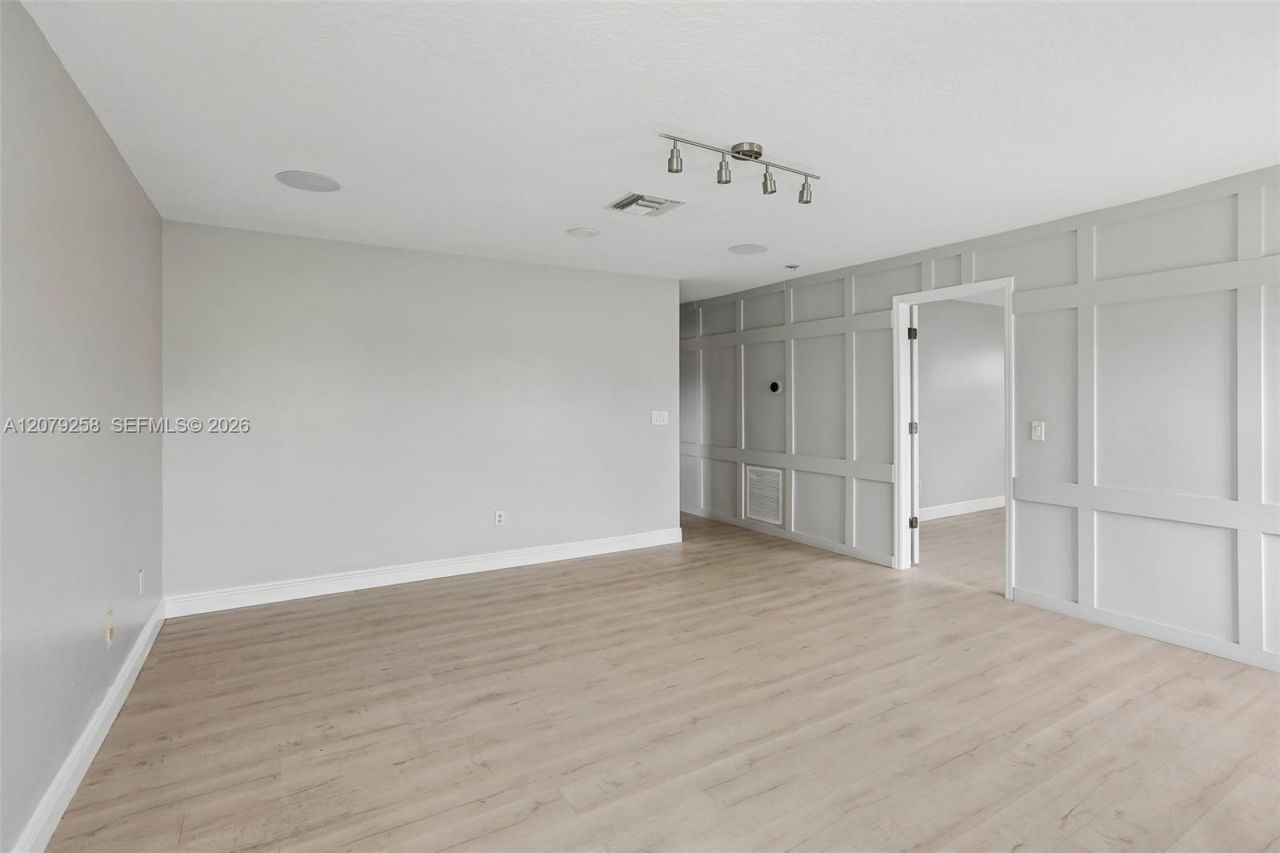 1413 Brilliant Cut Way, Brandon, FL 33594 Photo