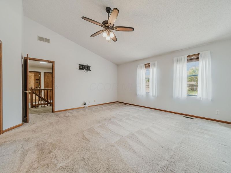 2598 Hoover Crossing Way, Grove City, OH 43123 Photo 17
