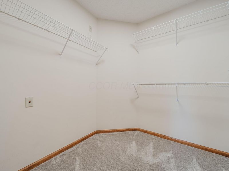 2598 Hoover Crossing Way, Grove City, OH 43123 Photo 24