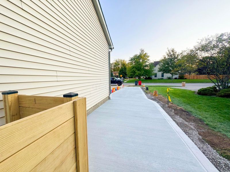 2598 Hoover Crossing Way, Grove City, OH 43123 Photo 7