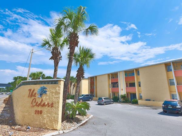 209 W Miracle Strip Parkway, Unit H201, Mary Esther, FL 32569
