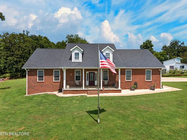 408 Haynes Road , Dandridge, TN 37725
