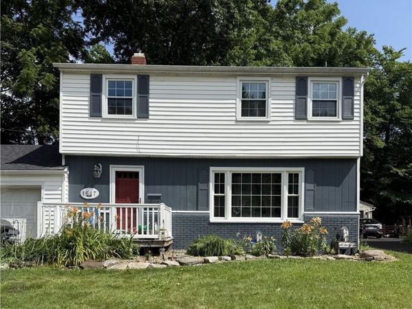 1647 Fairfax Road, Akron, OH 44313