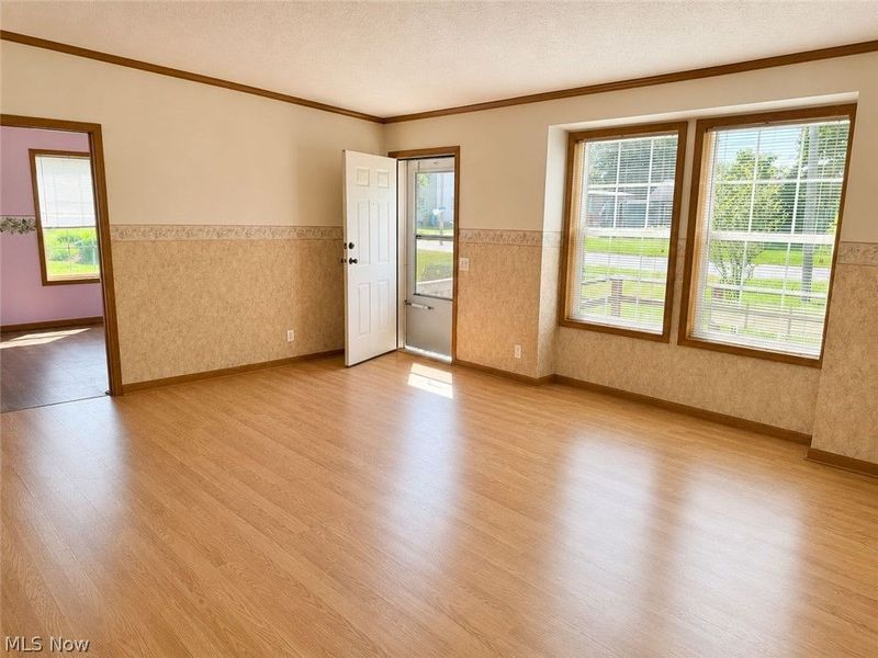 723 W Livingston Avenue, Crestline, OH 44827 Photo 16