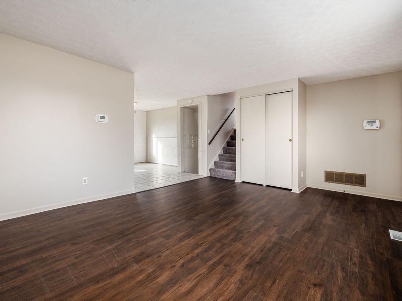 2411 Red Rock Boulevard, Grove City, OH 43123 Photo 3