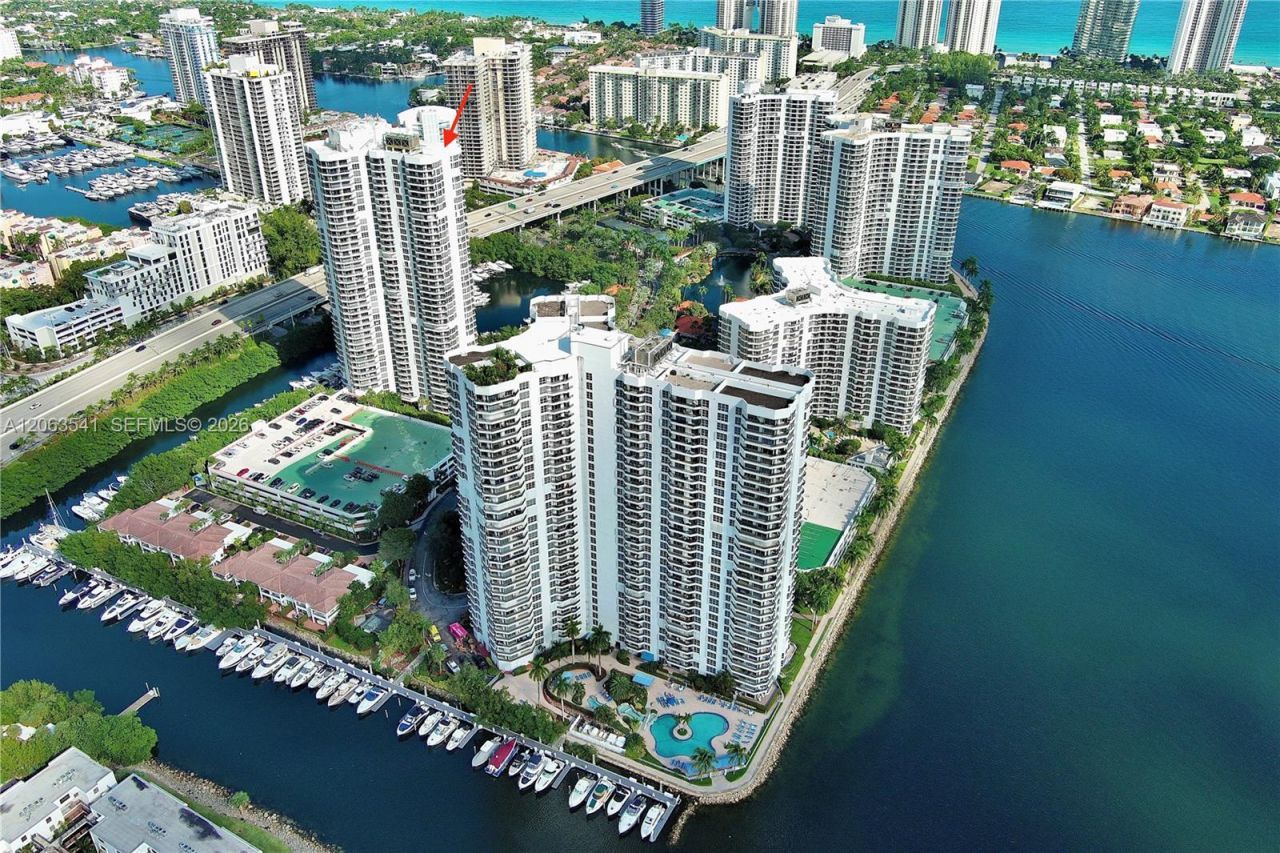3500 Mystic Pointe Dr, Unit 2204, Aventura, FL 33180 Photo