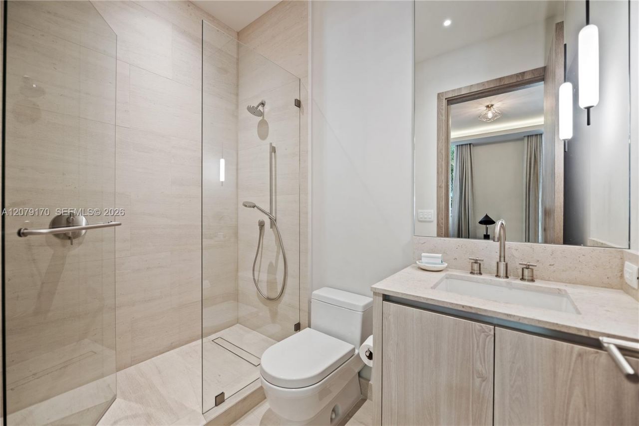 5831 Alton Rd , Miami Beach, FL 33140 Photo