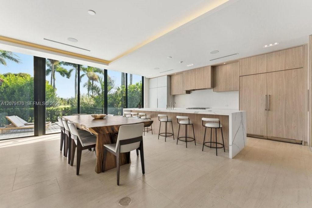 5831 Alton Rd , Miami Beach, FL 33140 Photo