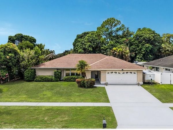 230 Ponce De Leon Street, Royal Palm Beach, FL 33411