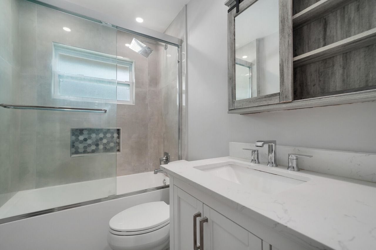 230 Ponce De Leon Street, Royal Palm Beach, FL 33411 Photo