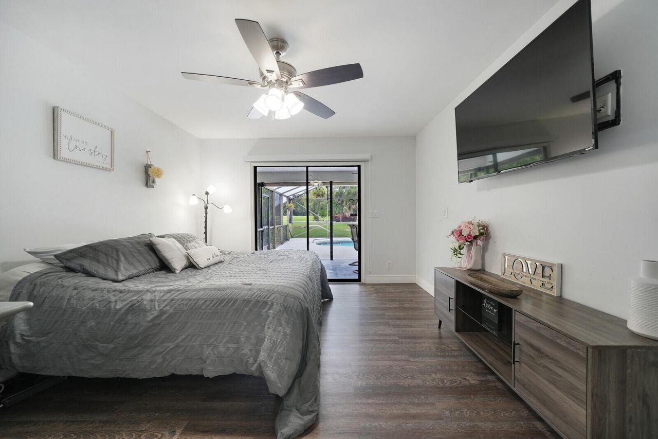 230 Ponce De Leon Street, Royal Palm Beach, FL 33411 Photo