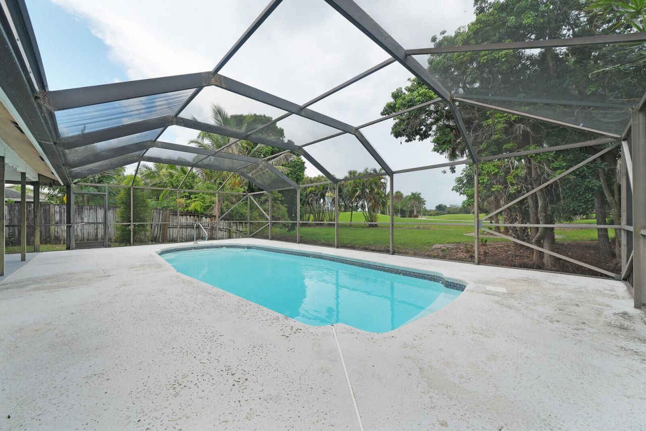 230 Ponce De Leon Street, Royal Palm Beach, FL 33411 Photo