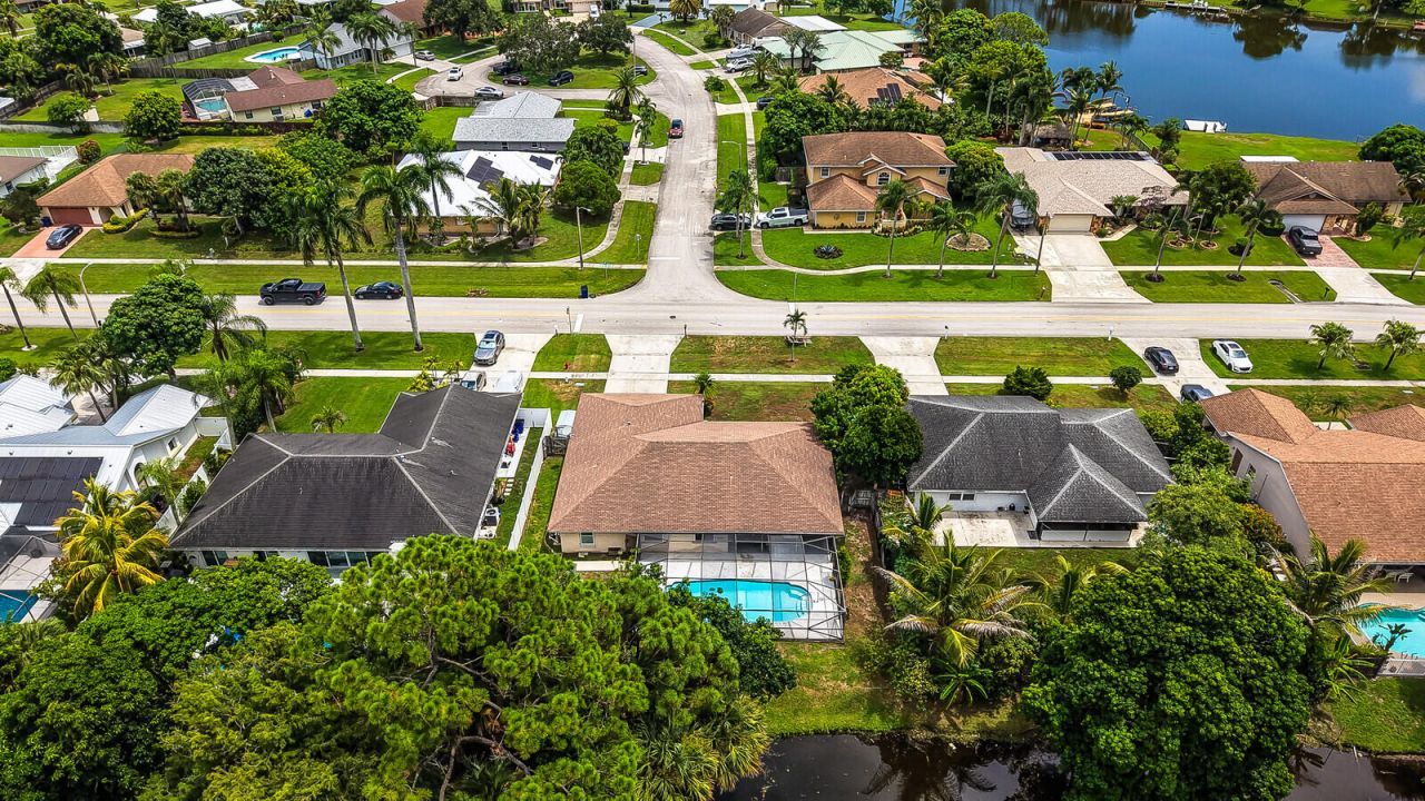230 Ponce De Leon Street, Royal Palm Beach, FL 33411 Photo