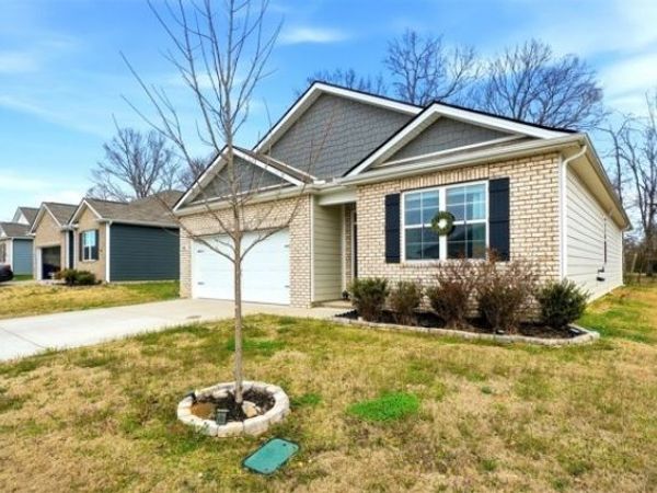 141 Olivia Cir , Chapel Hill, TN 37034