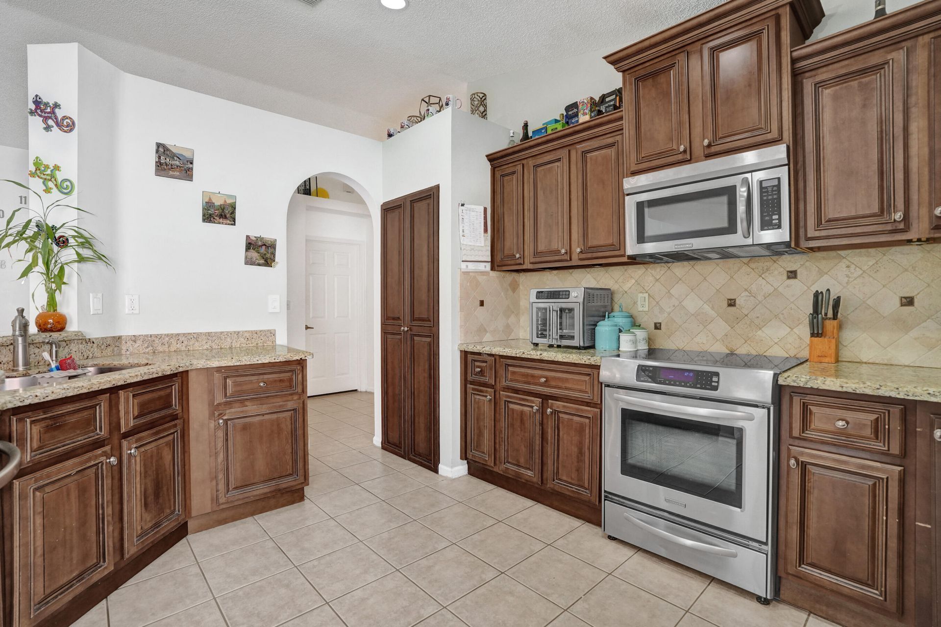 7572 Parkside Lane, Margate, FL 33063 Photo