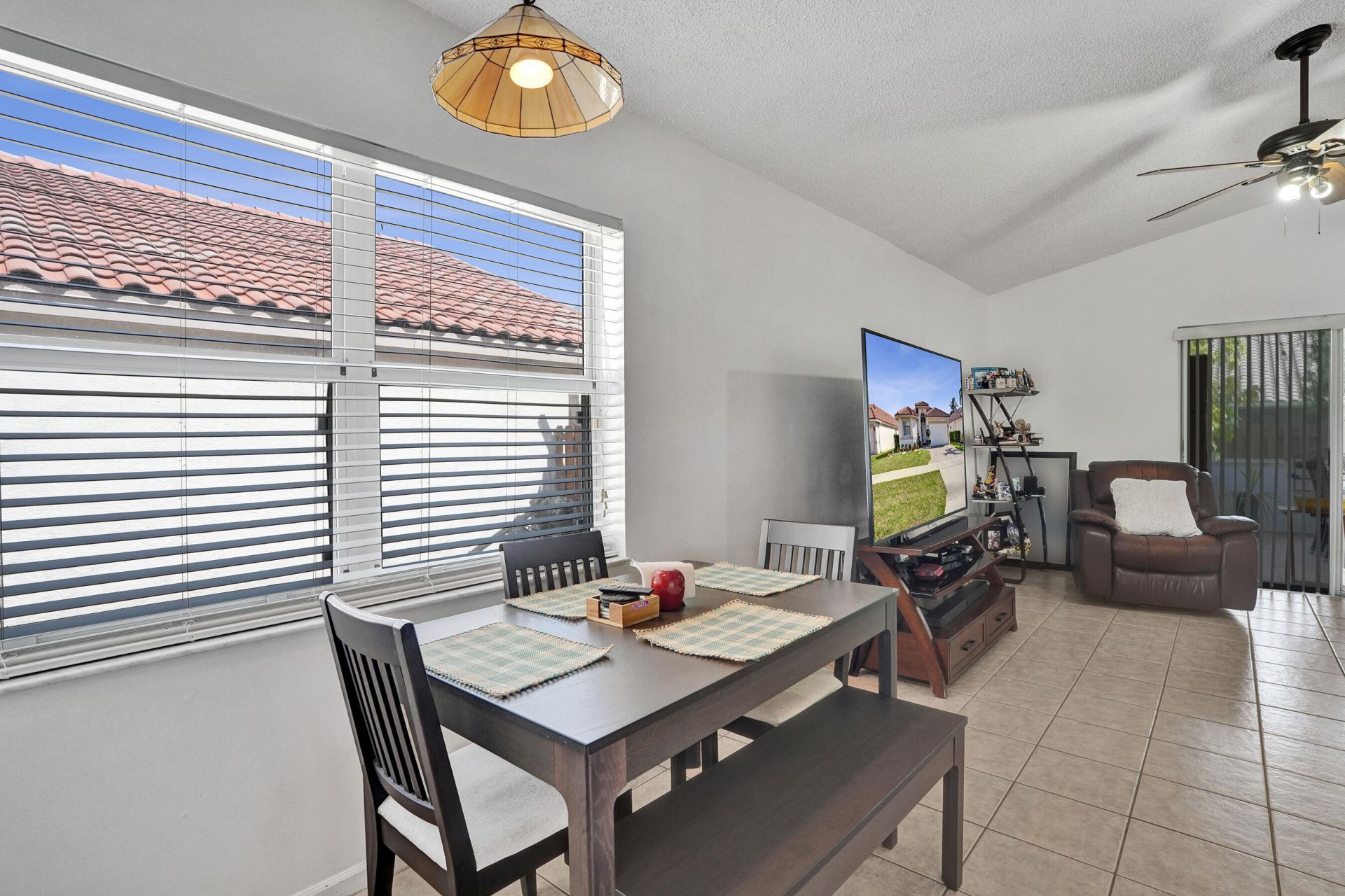 7572 Parkside Lane, Margate, FL 33063 Photo