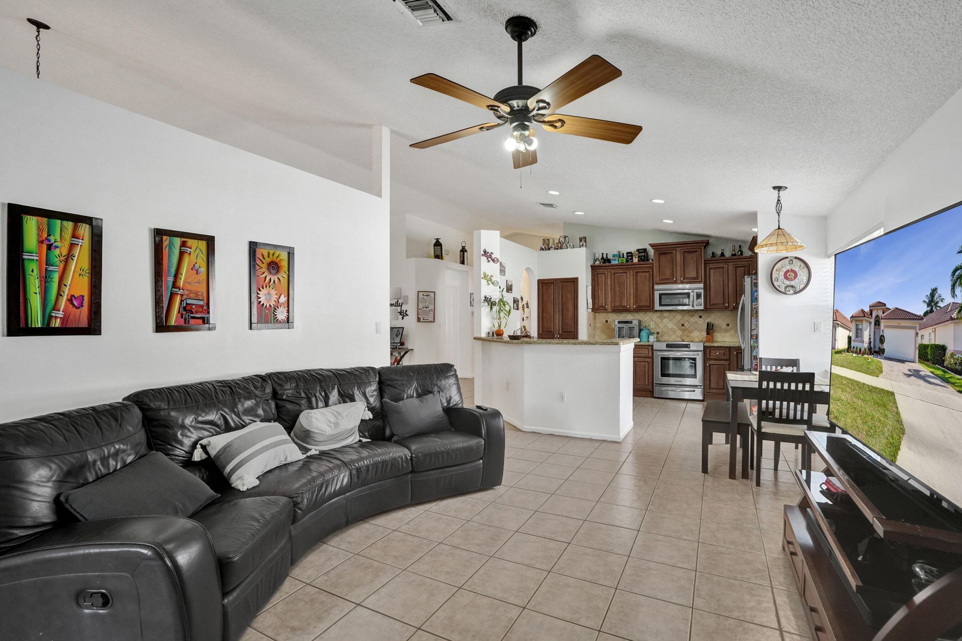 7572 Parkside Lane, Margate, FL 33063 Photo