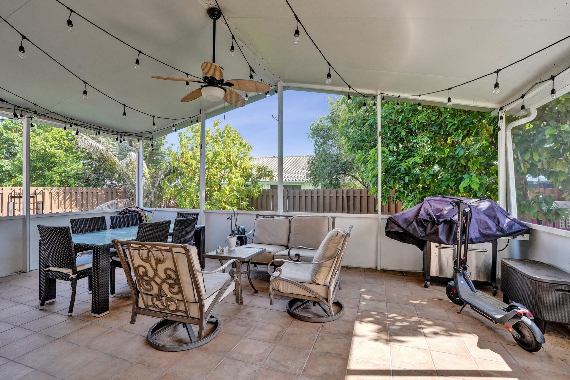 7572 Parkside Lane, Margate, FL 33063 Photo