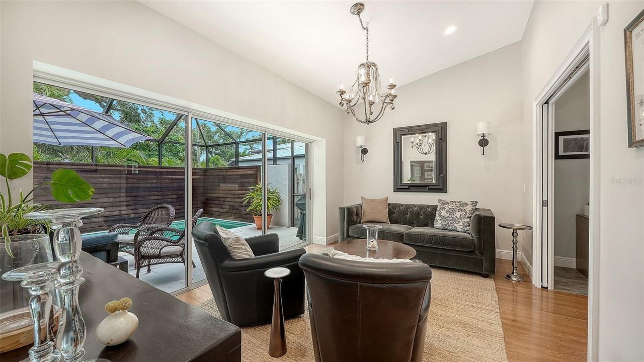 1685 6th Street, Sarasota, FL 34236 Photo