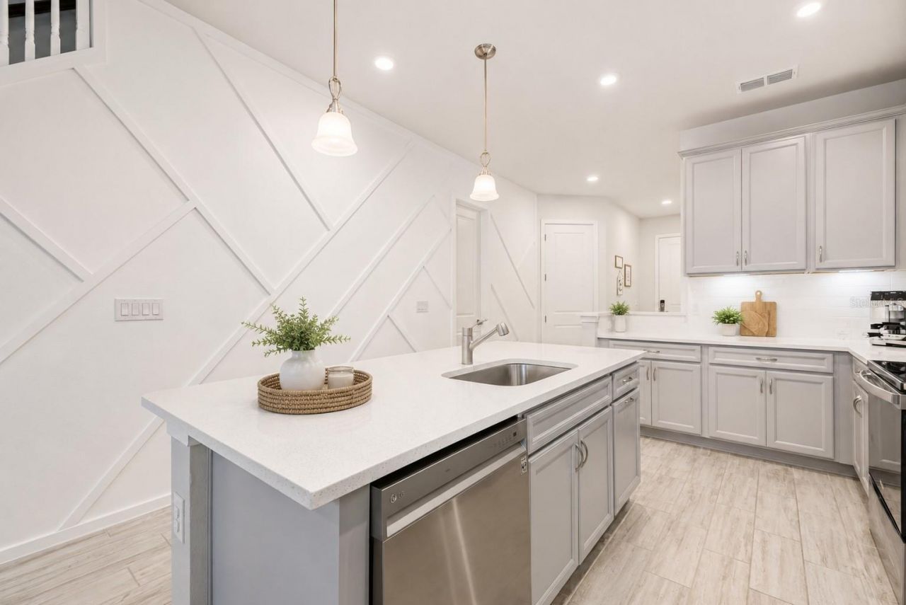 5658 Silverbridge Trail, Bradenton, FL 34211 Photo