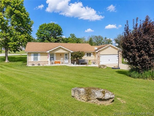 5 Rayburn Drive , Kaiser, MO 65047