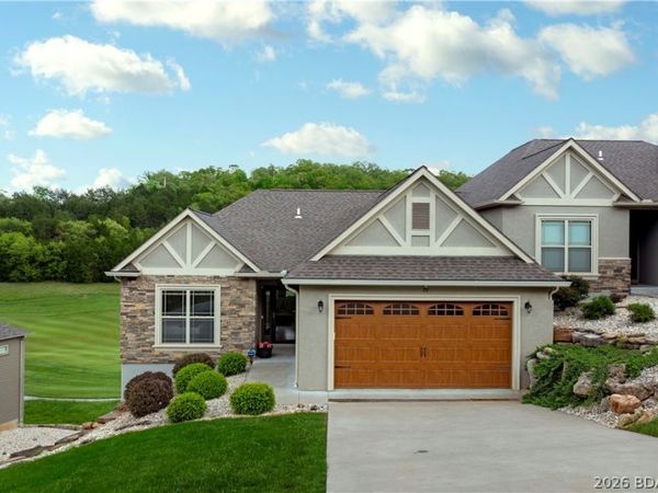 32 Ledgeview Drive , Camdenton, MO 65020